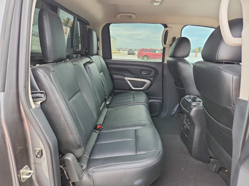 2017 Nissan Titan XD SV