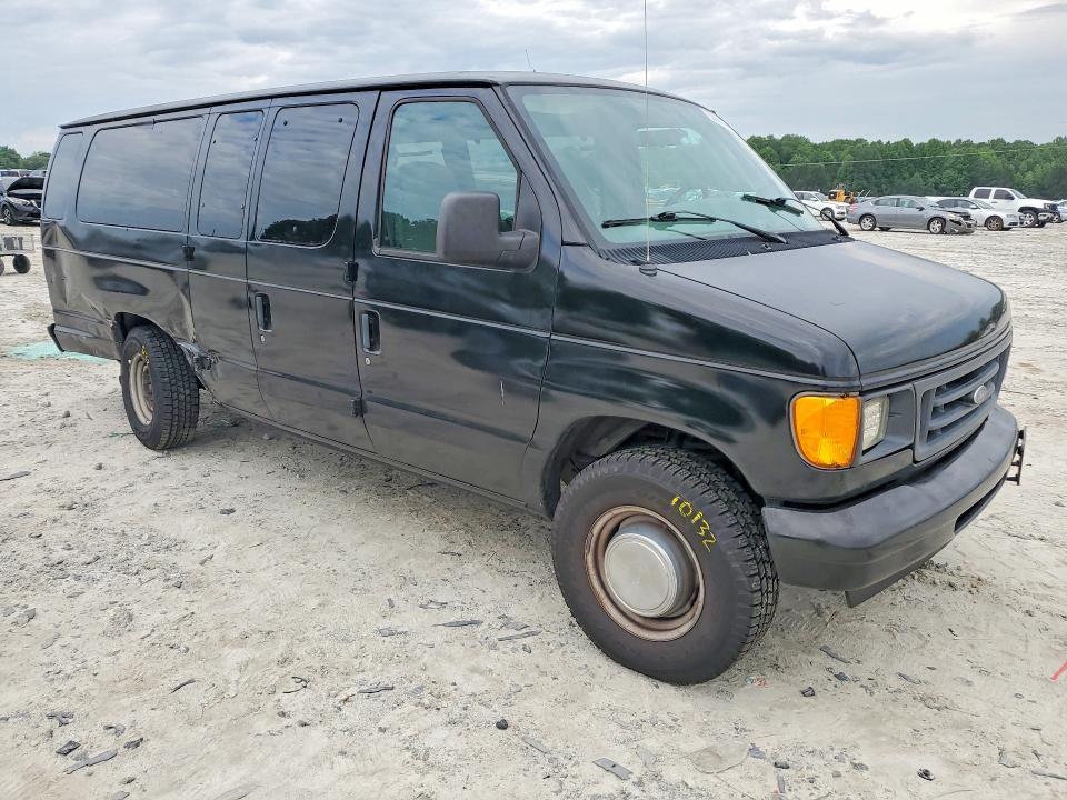 2004 Ford Econoline E350 Super Duty Wagon