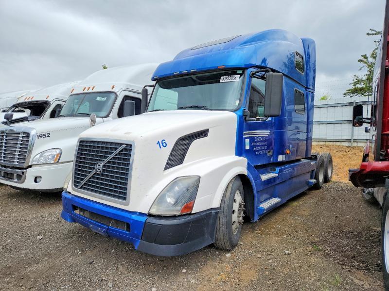 2008 Volvo VN VNL