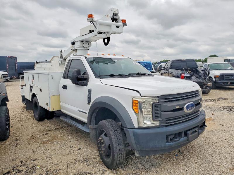 2017 Ford F450 Super Duty Bucket Truck