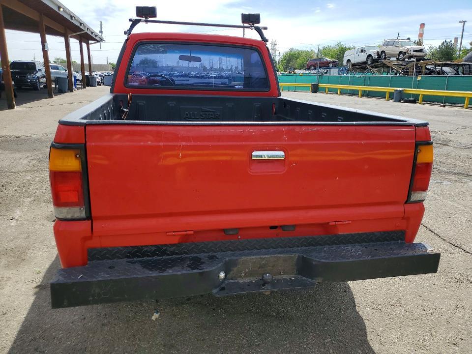 1990 Mazda B2600 Short Body