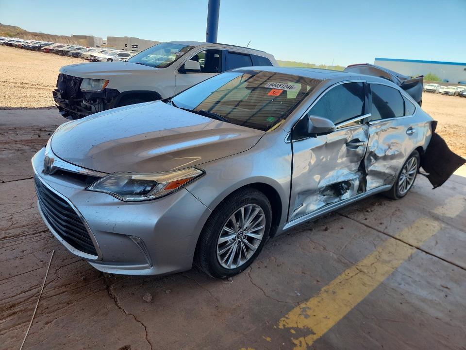 2016 Toyota Avalon Hybrid Limited