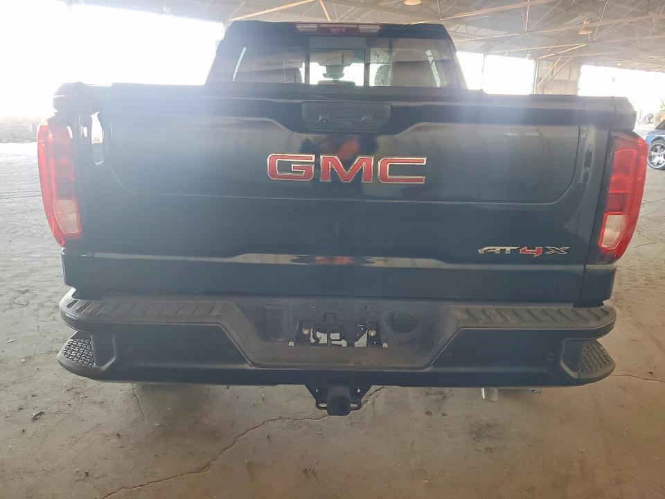 2026 GMC Sierra K1500 AT4X