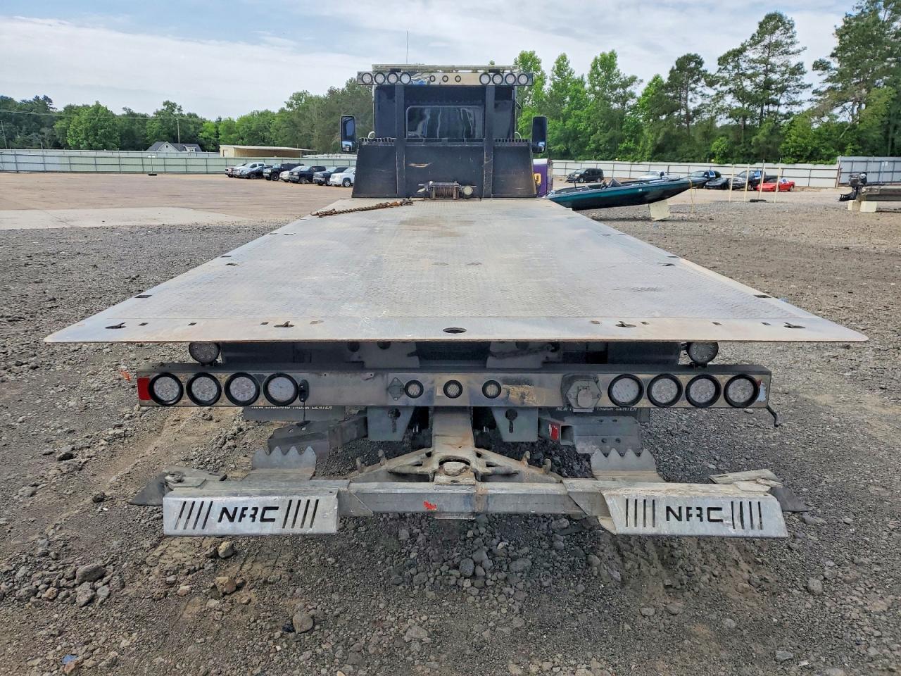 2022 Kenworth Construction T270