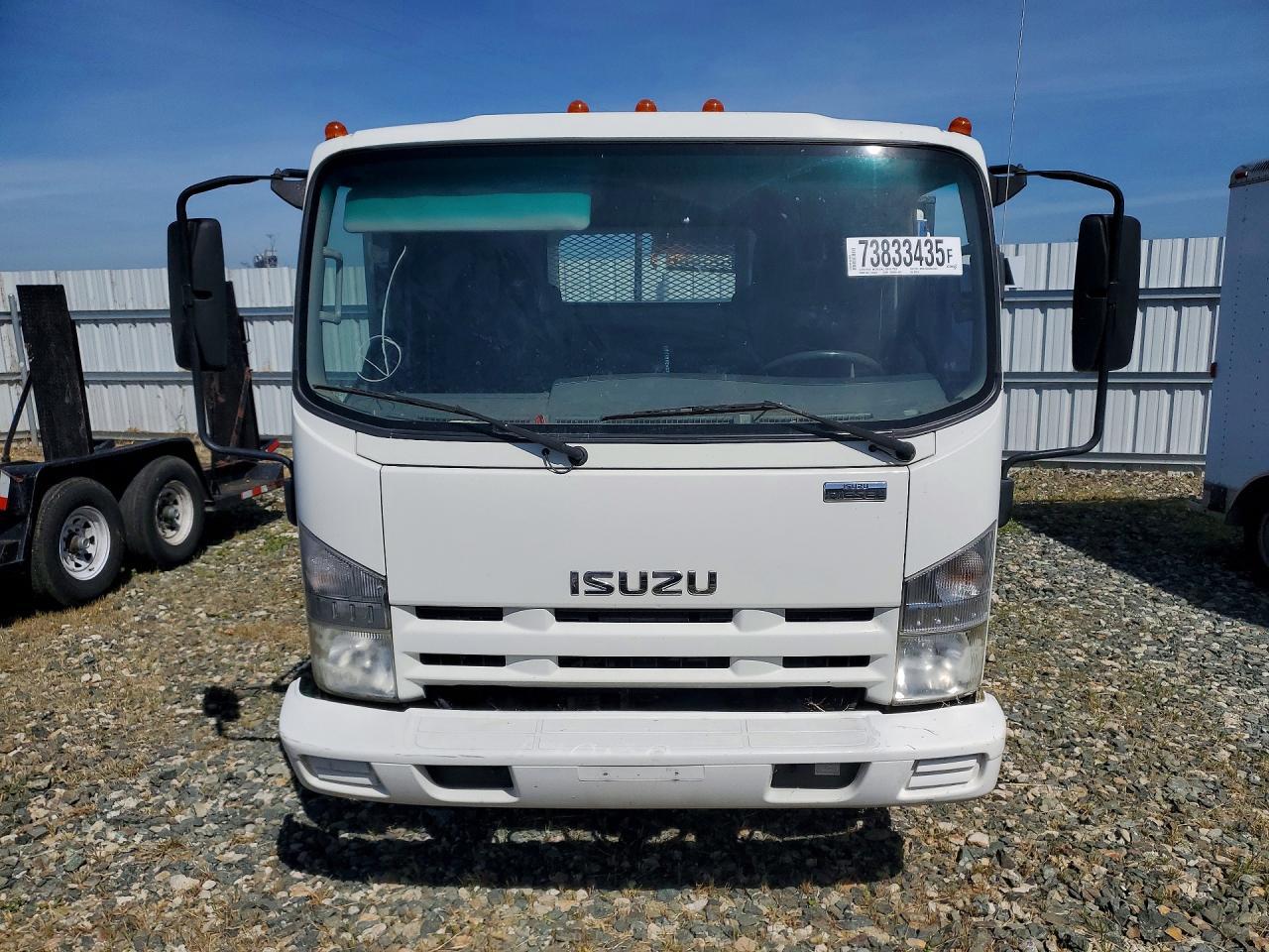 2015 Isuzu NPR HD Flatbed Truck
