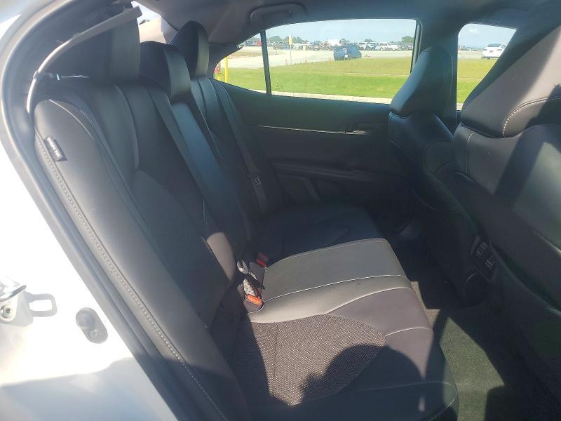 2023 Toyt Camry