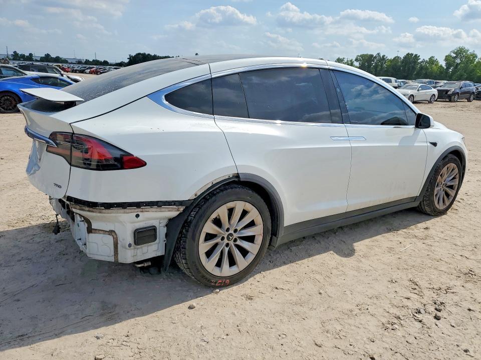 2017 Tesla Model x