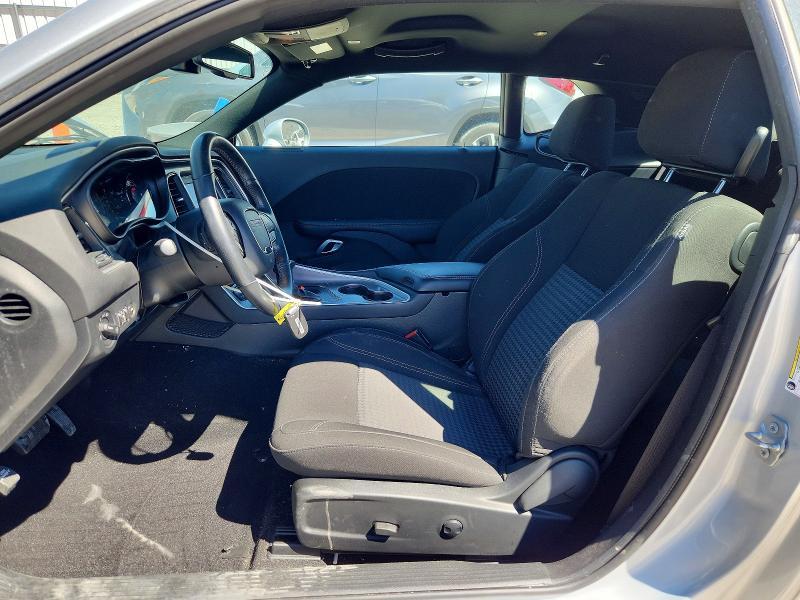 2022 Dodge Challenger sxt