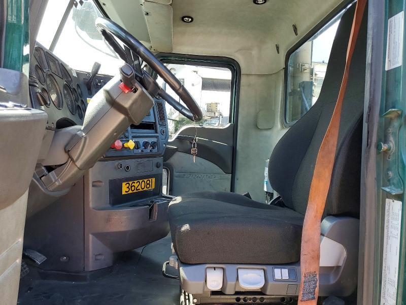 2017 Mack Cxu612 Semi Truck