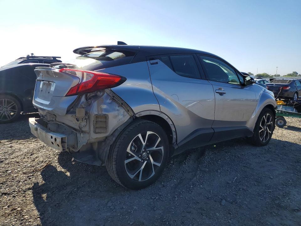 2020 Toyota C-hr xle