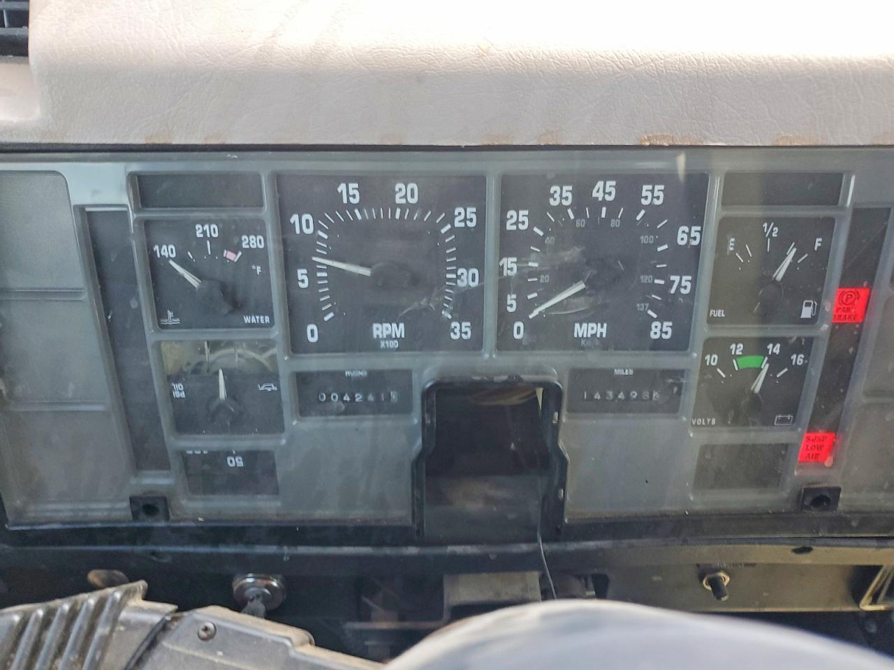 1999 International 4000 4700