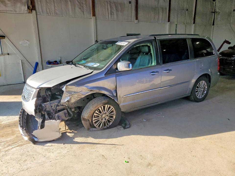 2015 Chrysler Town & Country Touring l
