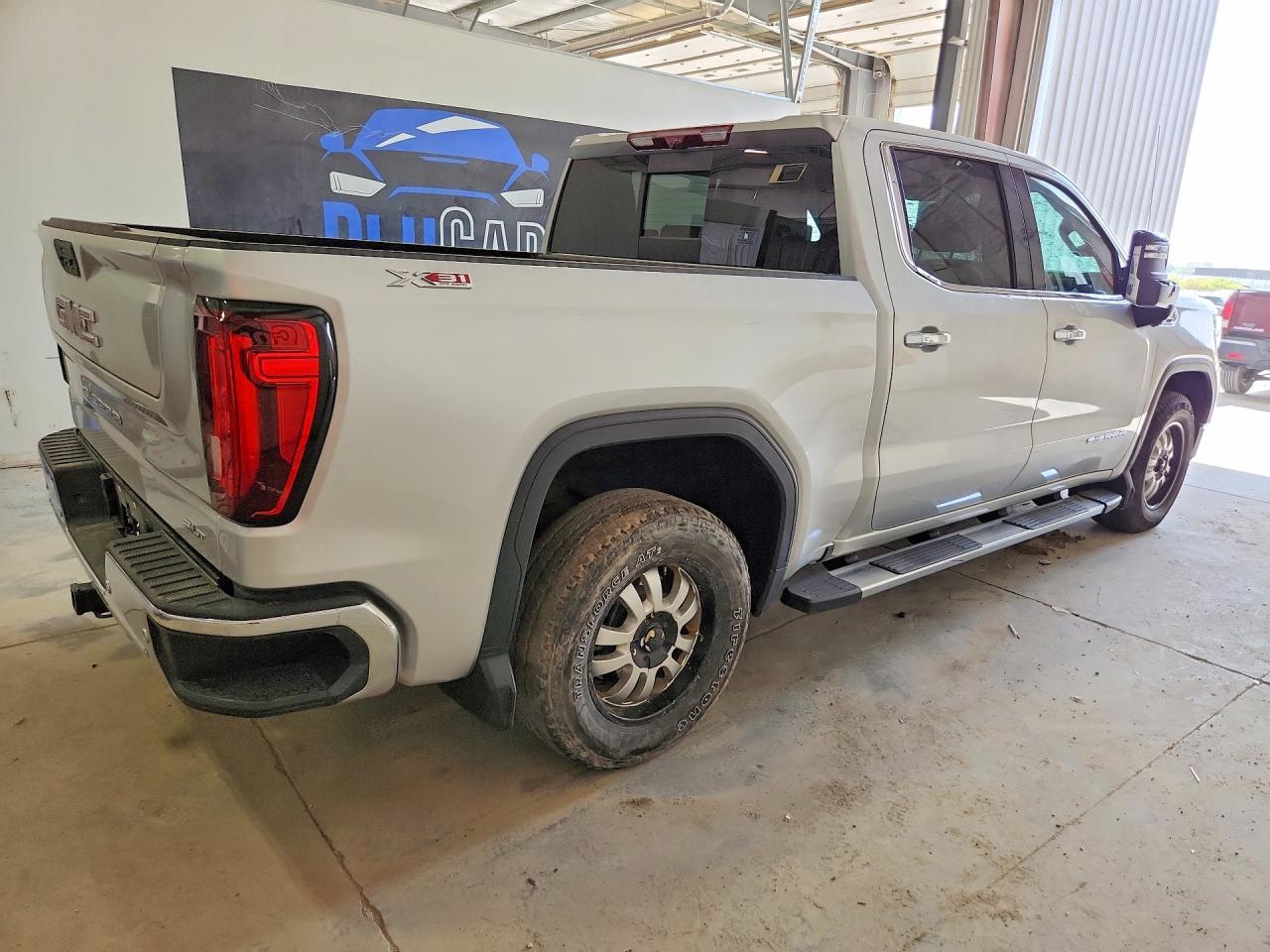 2022 GMC Sierra Limited K1500 SLT