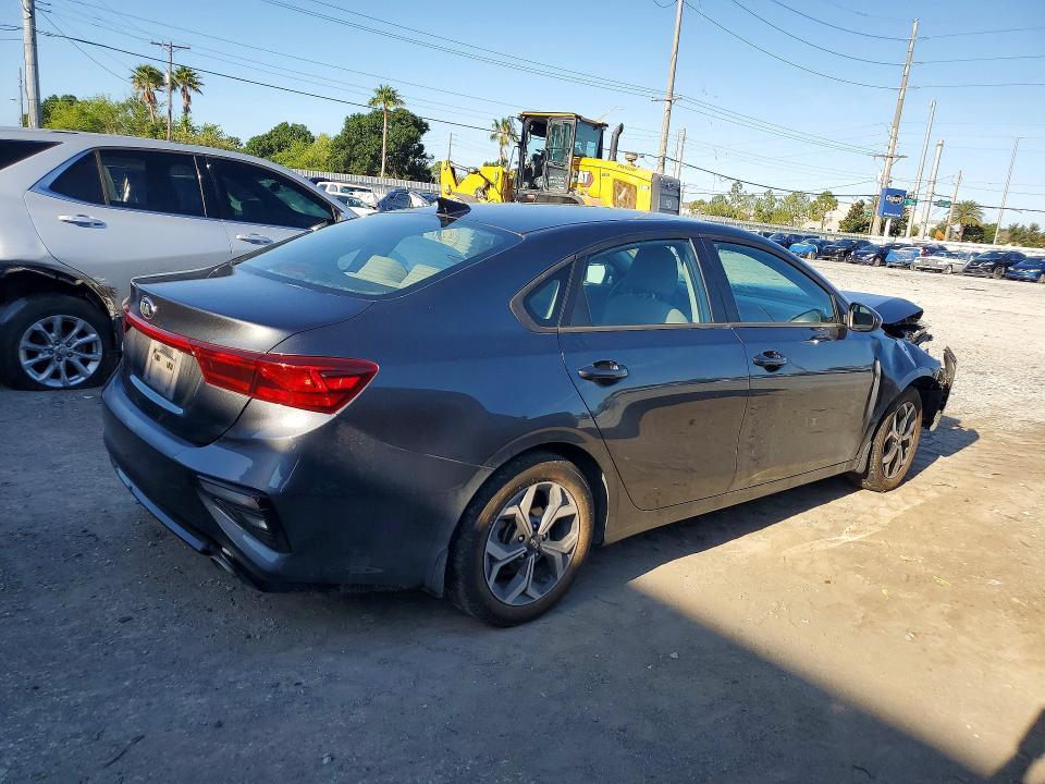 2021 KIA Forte lxs