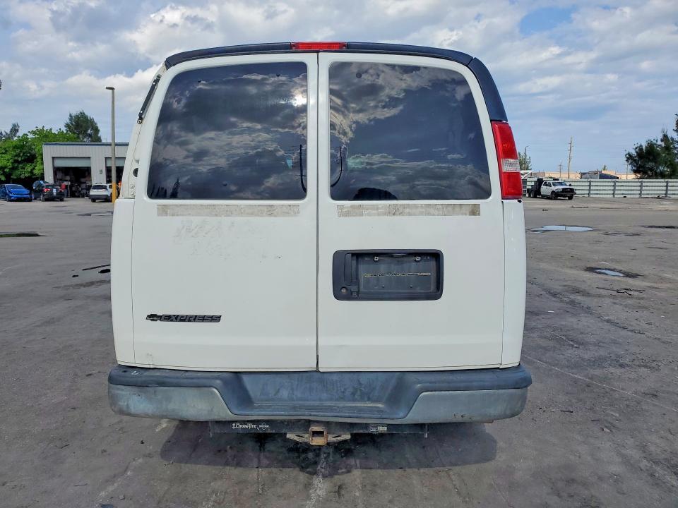 2018 Chevrolet Express G3500 LT