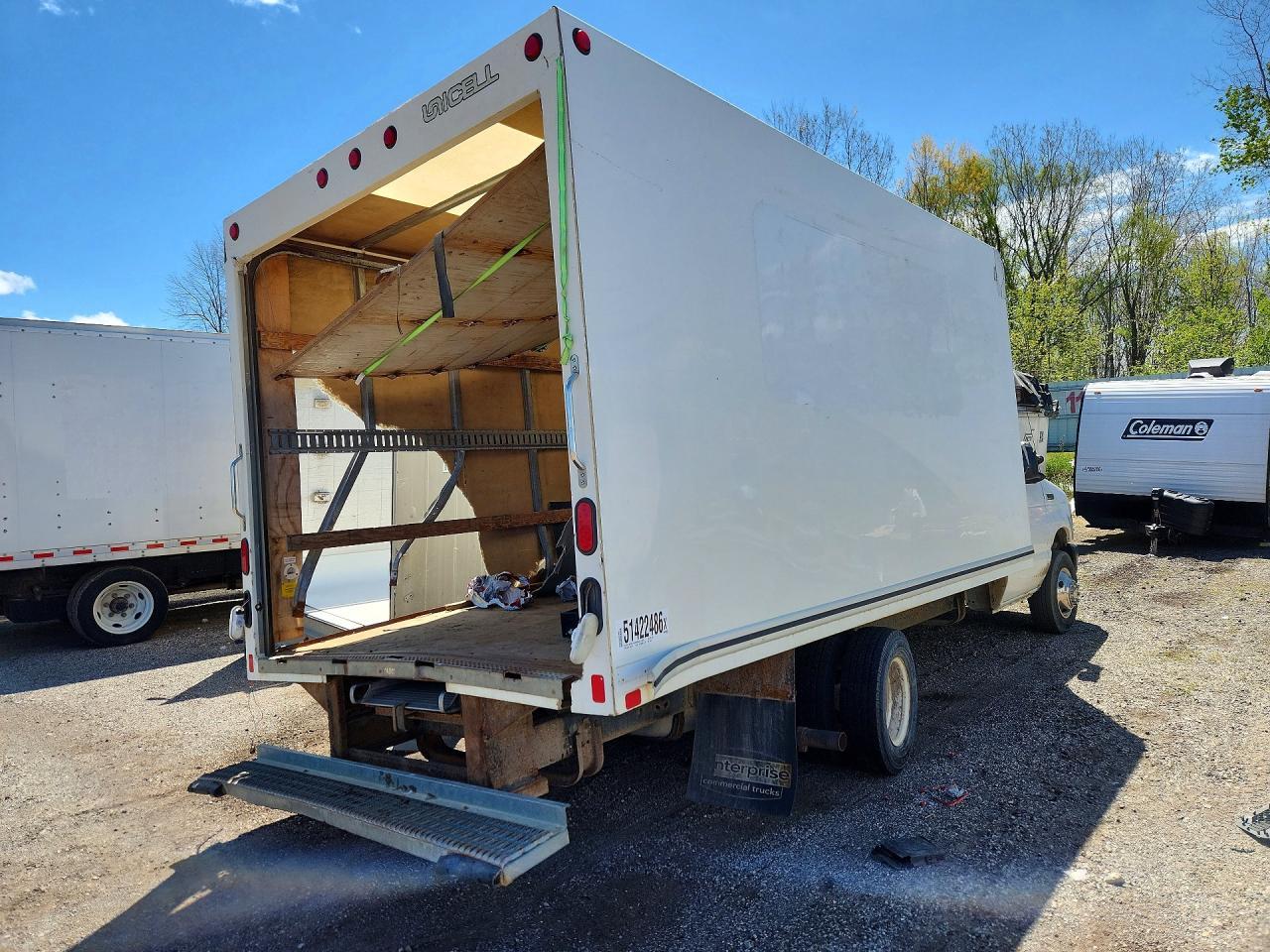 2018 Ford Econoline E350 Super Duty Cutaway Van