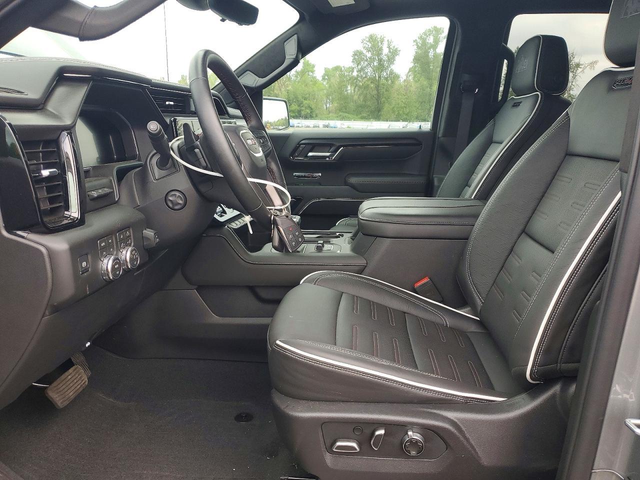 2026 GMC Sierra K1500 AT4X