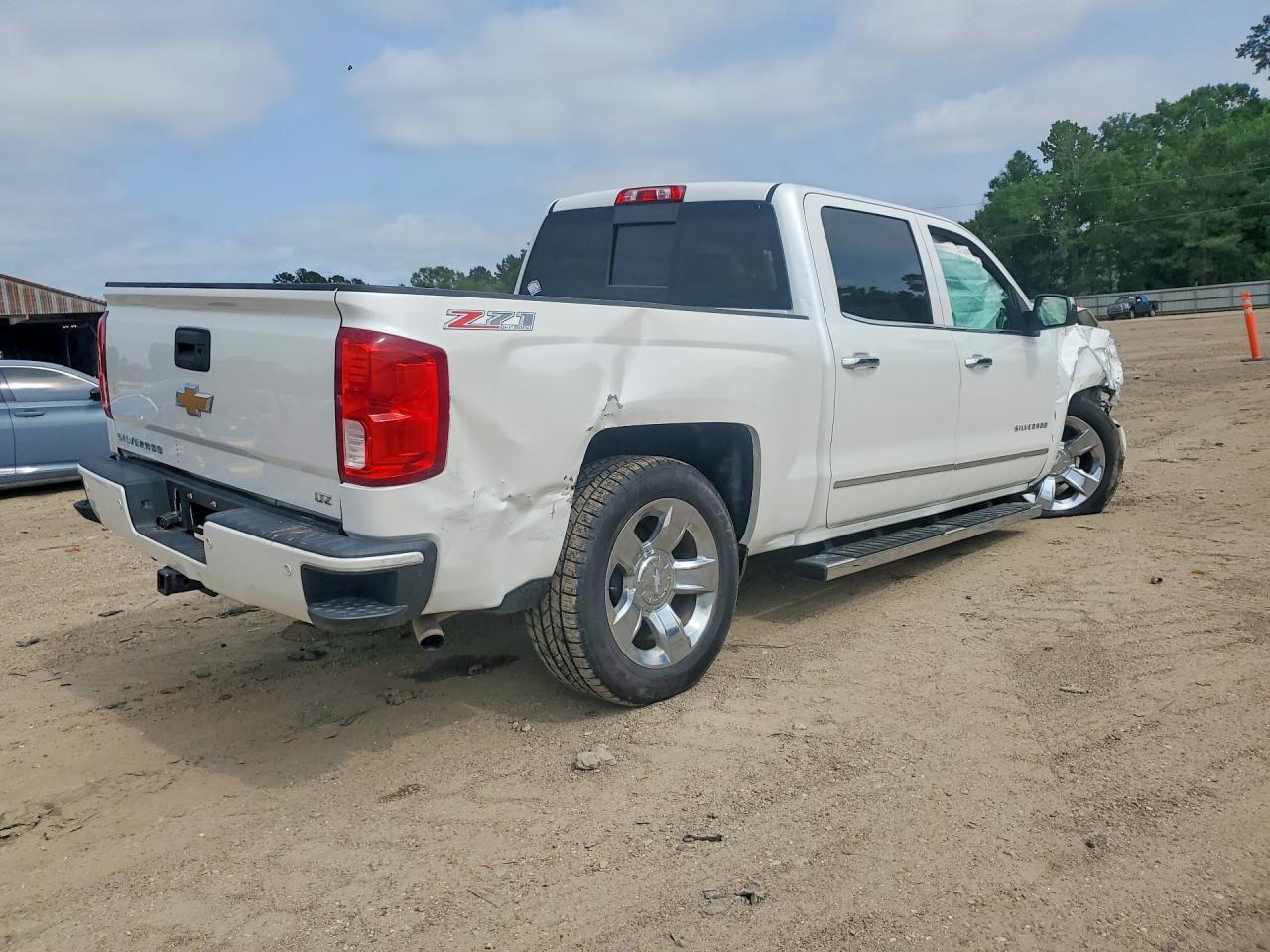 2017 Chevrolet Silverado LTZ