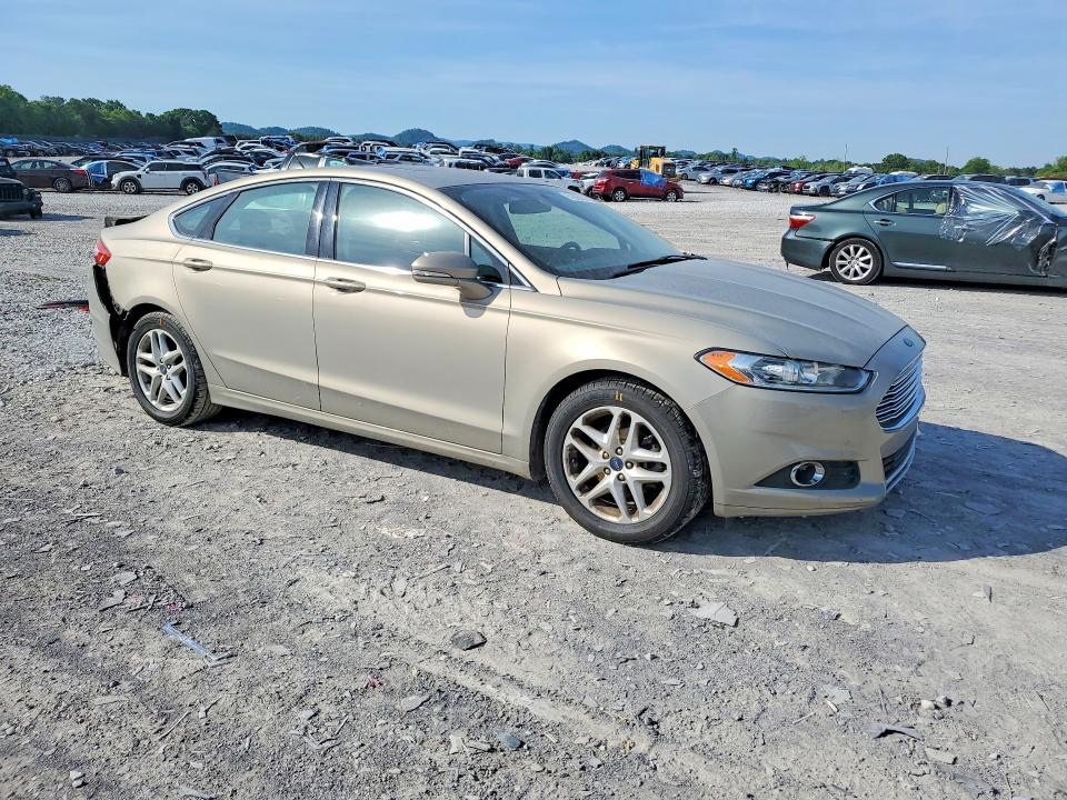 2015 Ford Fusion se