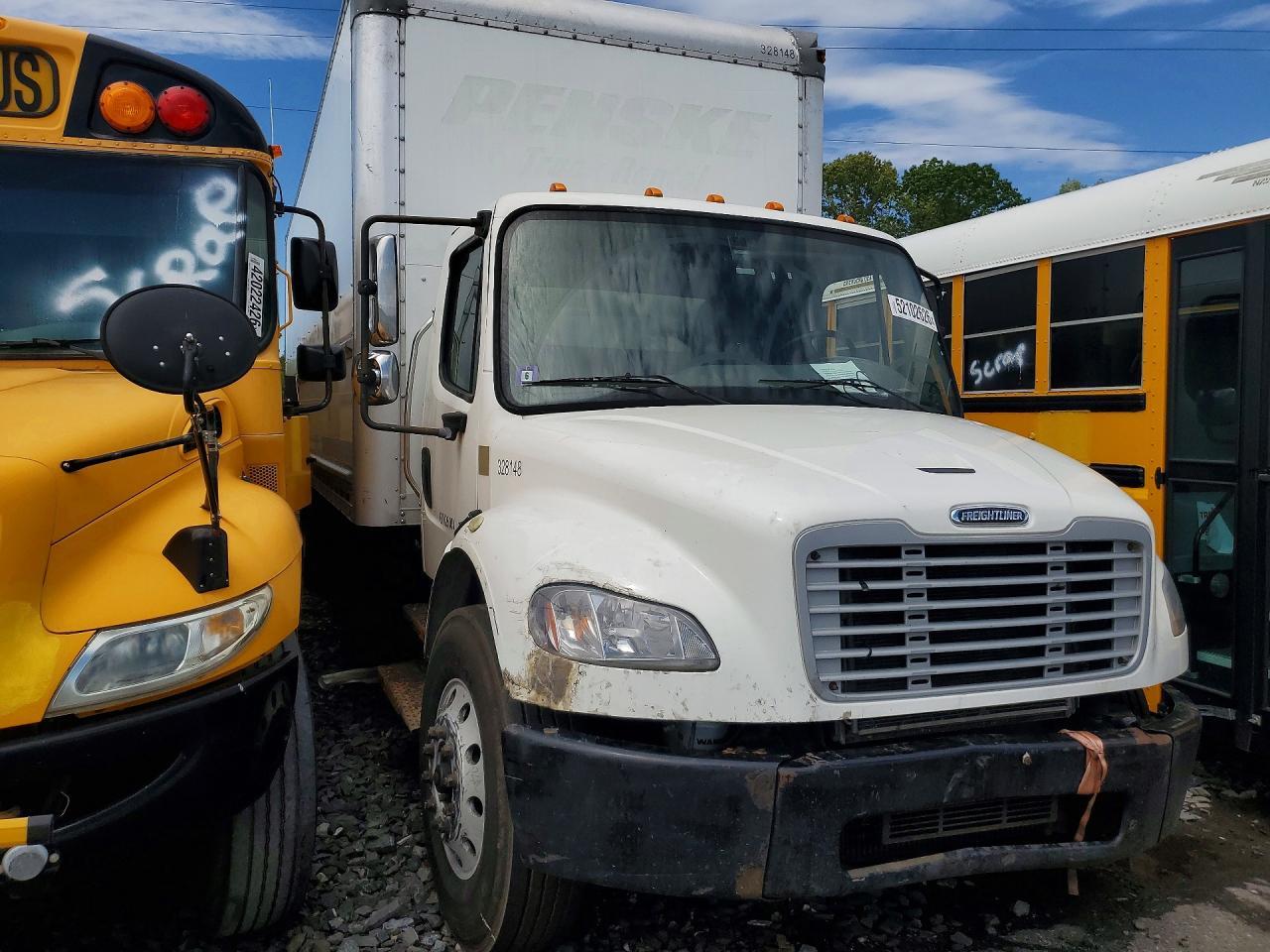 2019 Freigliner 2019 Freightliner Business Class M2 BOX Truck