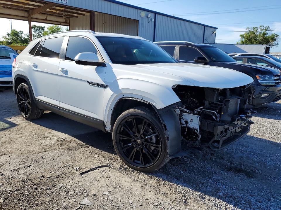2020 Volkswagen Atlas Cross Sport se