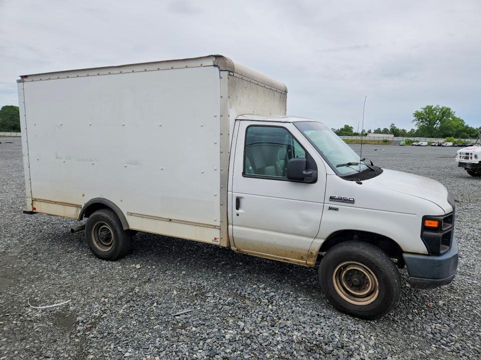 2014 Ford E350 BOX Truck