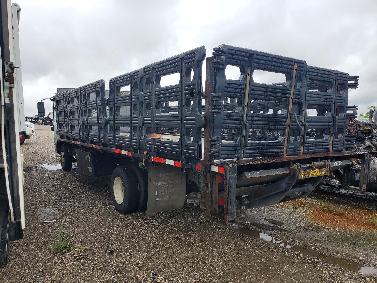 2008 Isuzu NPR
