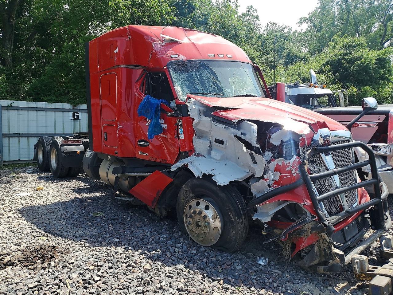 2025 Kenworth T680 Semi Truck