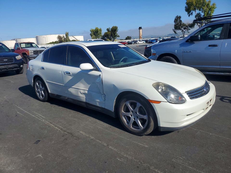 2004 Infiniti G35 Base