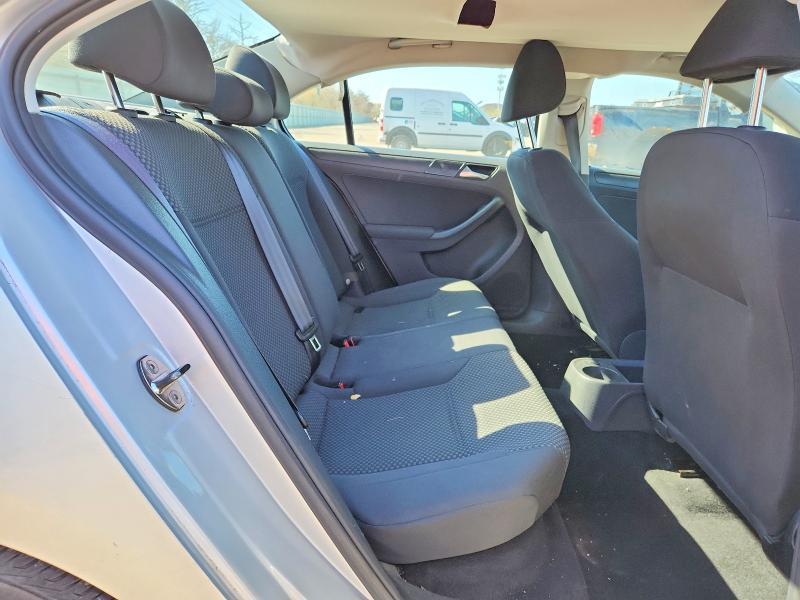 2011 Volkswagen Jetta Base