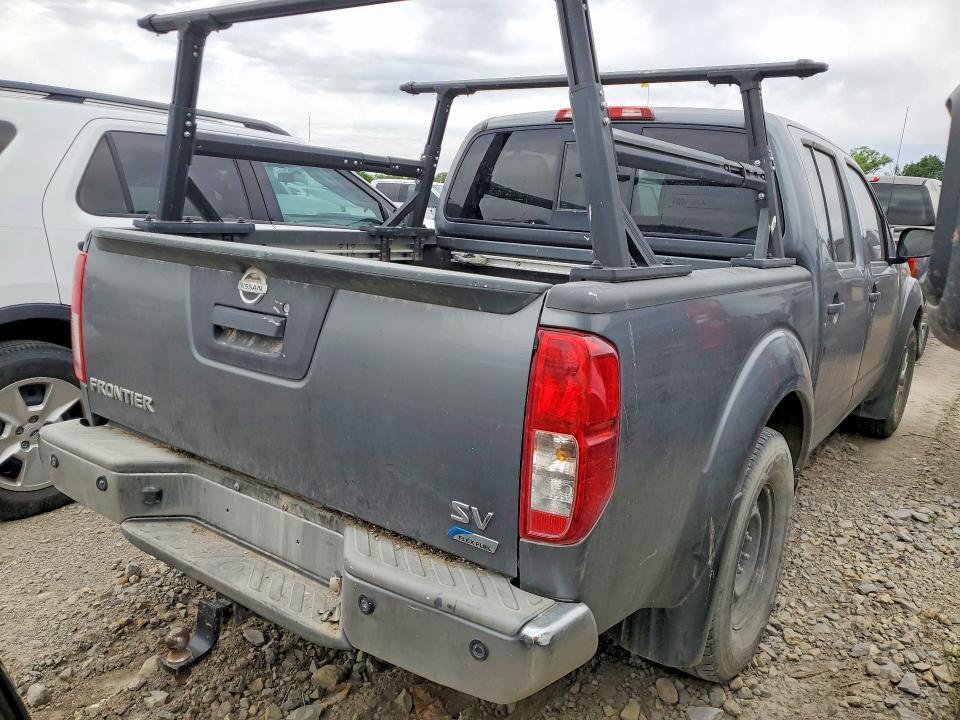 2017 Nissan Frontier SV