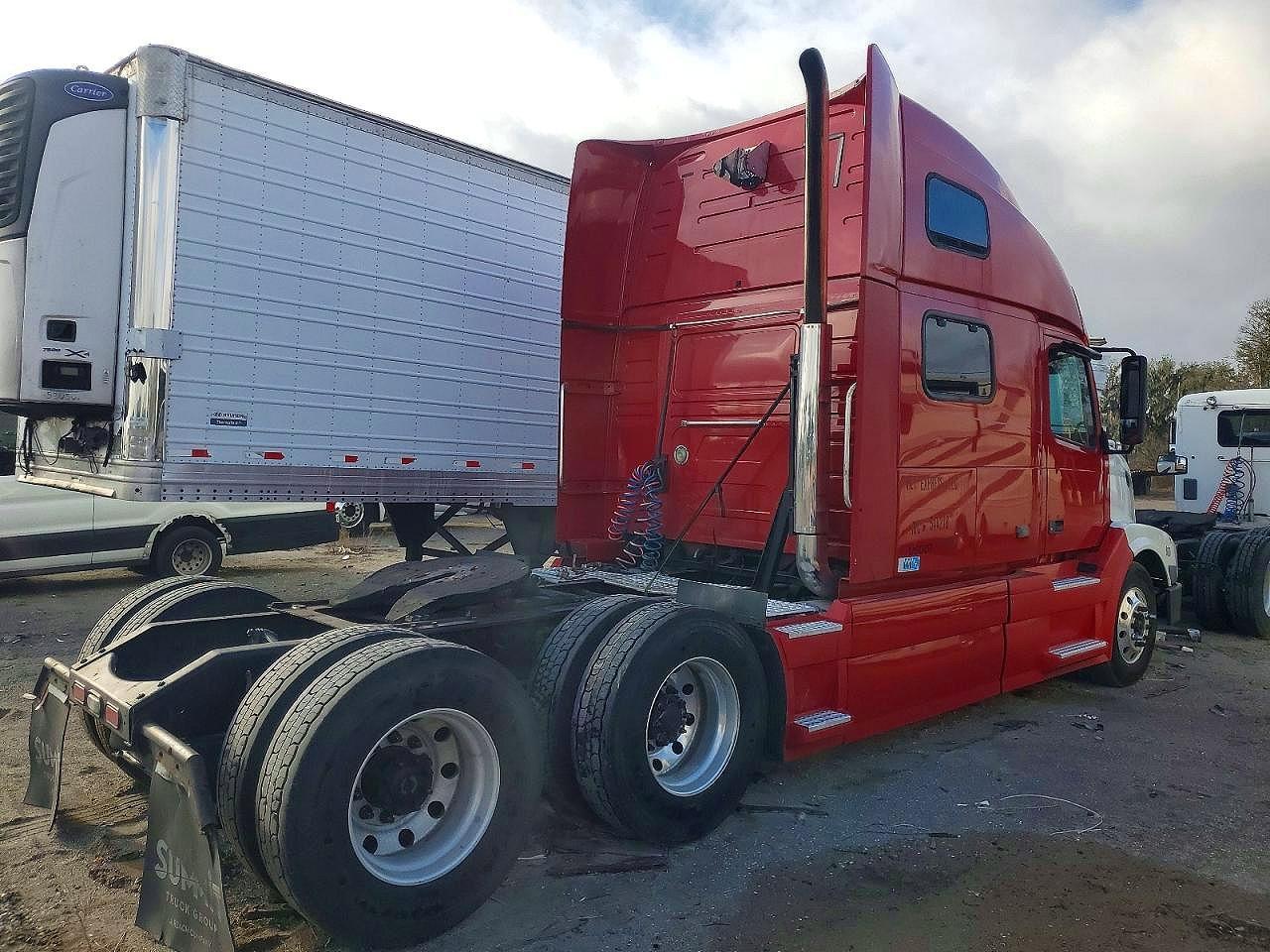 2011 Volvo VN VNL