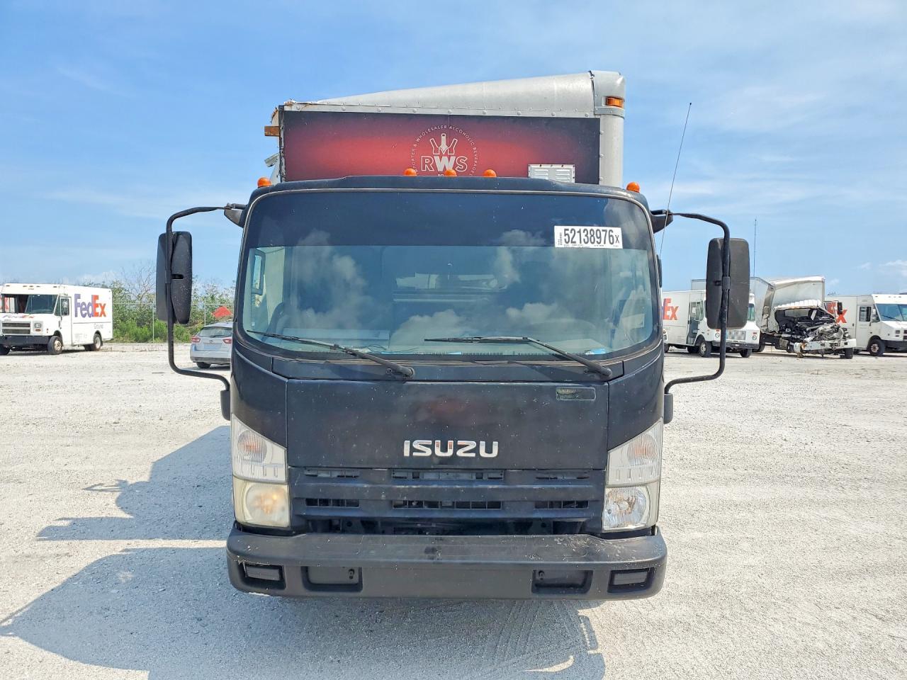 2010 Isuzu NPR BOX Truck