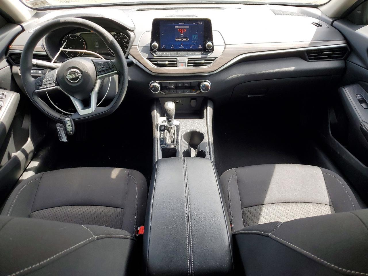 2025 Sterling Altima SV