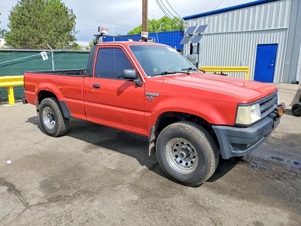 1990 Mazda B2600 Short Body