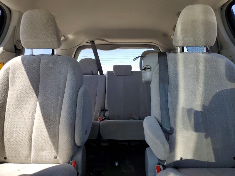 2014 Toyota Sienna le