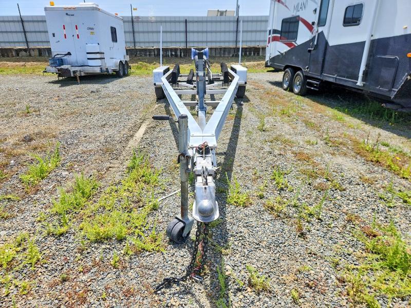2000 Loadmaster Trailers