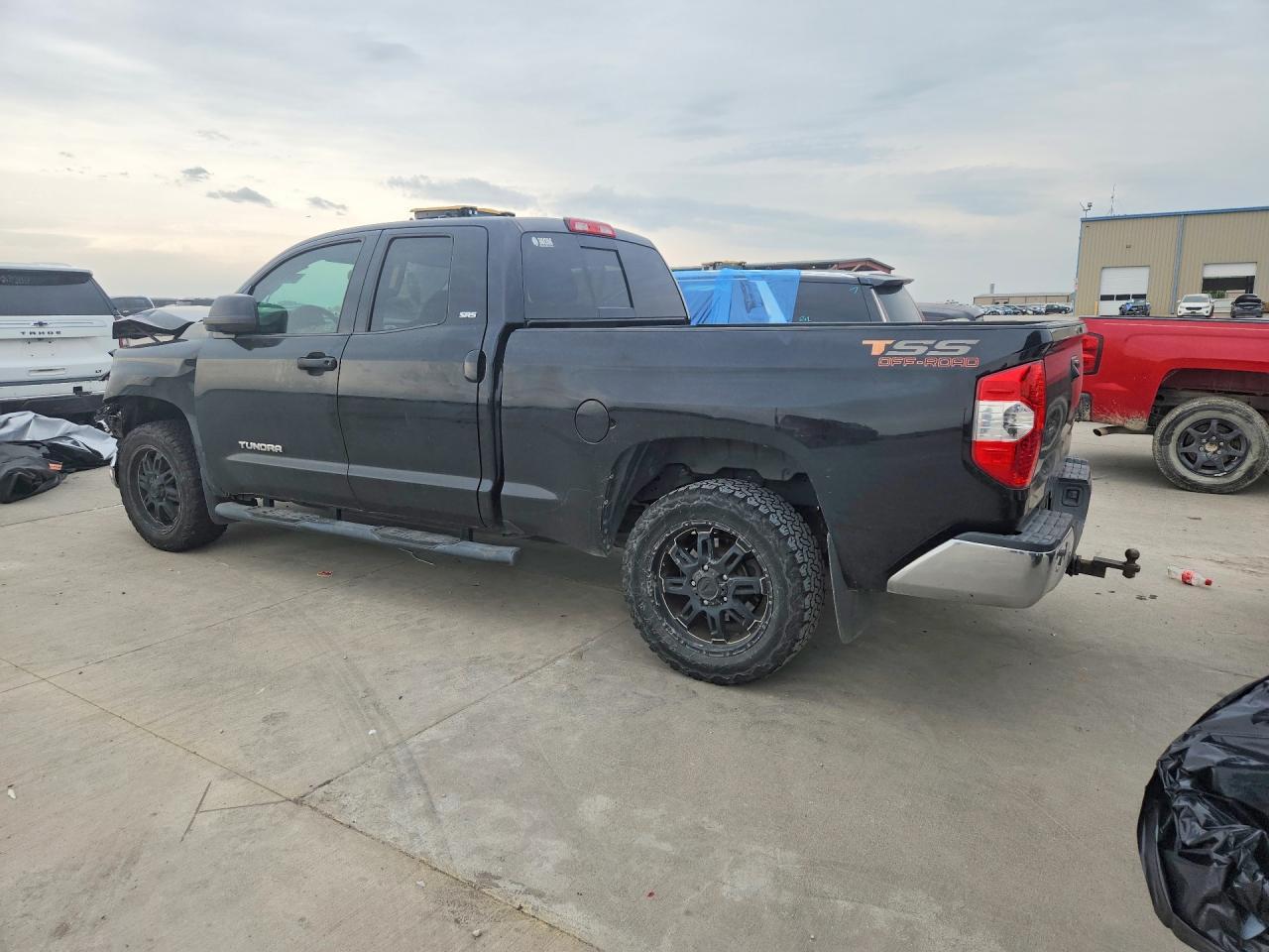 2014 Toyota Tundra SR5