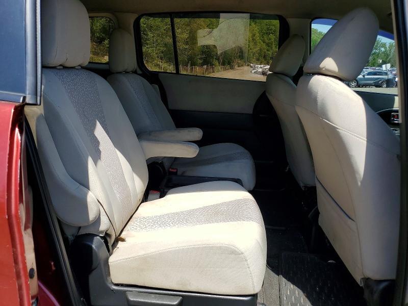 2012 Mazda 5