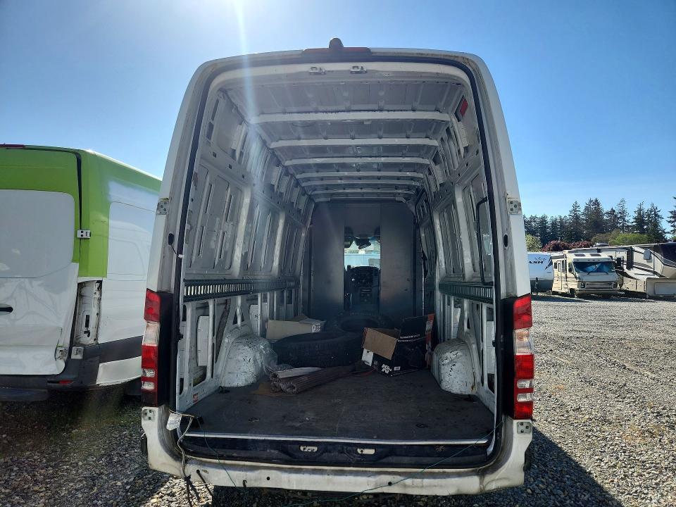2014 Mercedes-Benz Sprinter 2500 Delivery Van