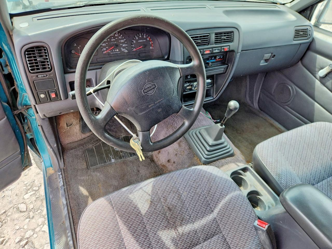 1997 Nissan Truck XE