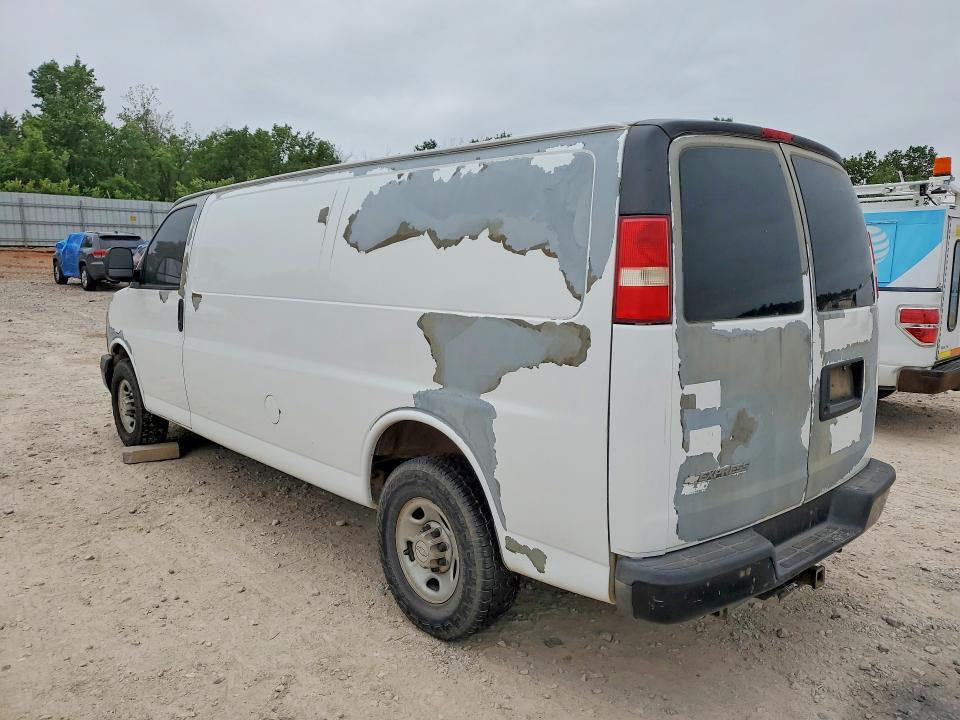 2009 Chev Express G3500