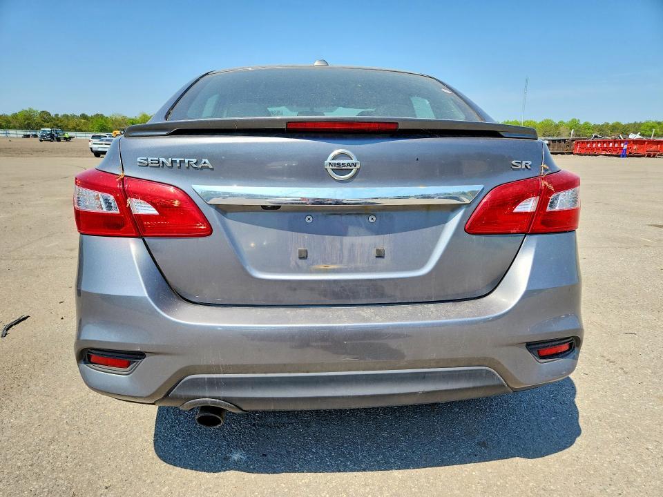 2016 Nissan Sentra sr