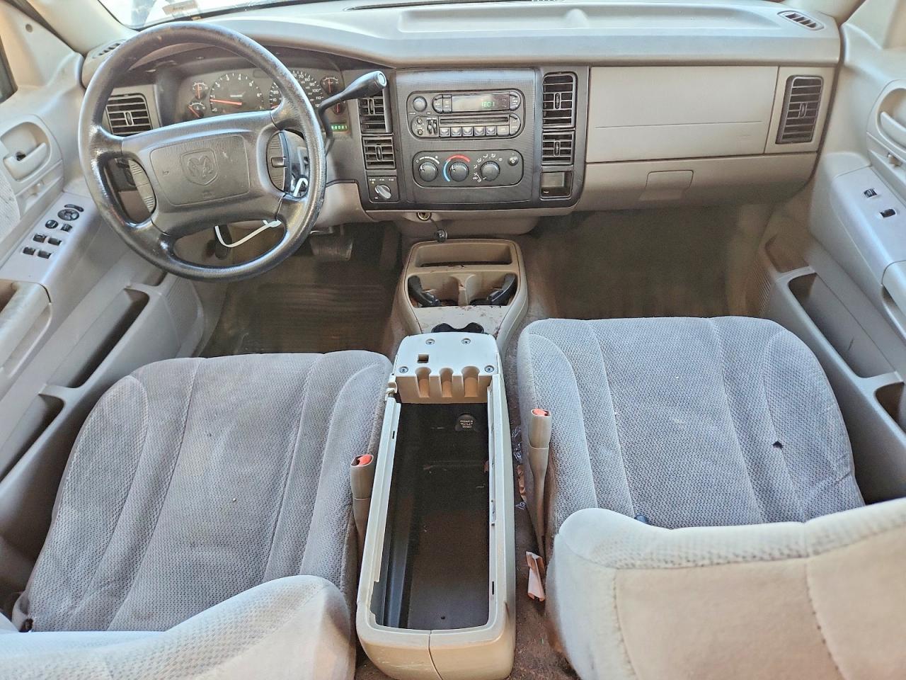 2004 Dodge Dakota Quad SLT