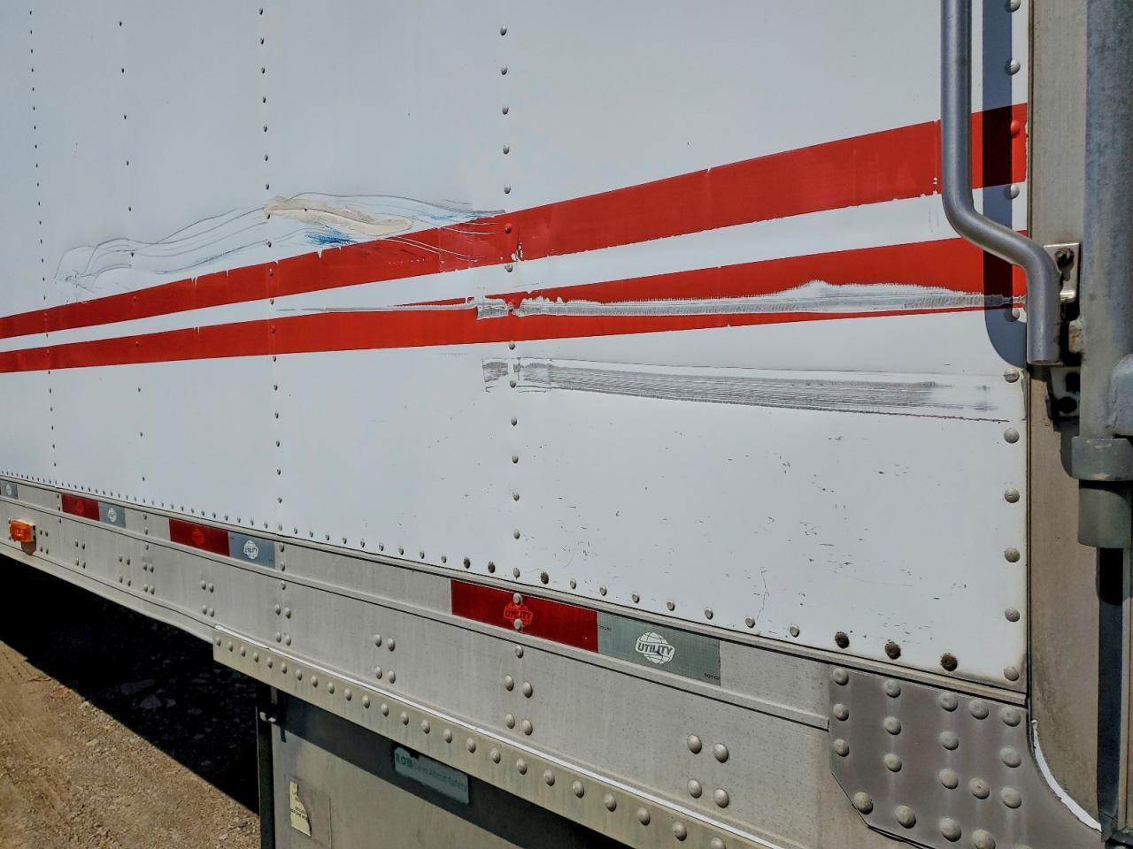2010 Utility VS2RA Refrigerated Van Trailer