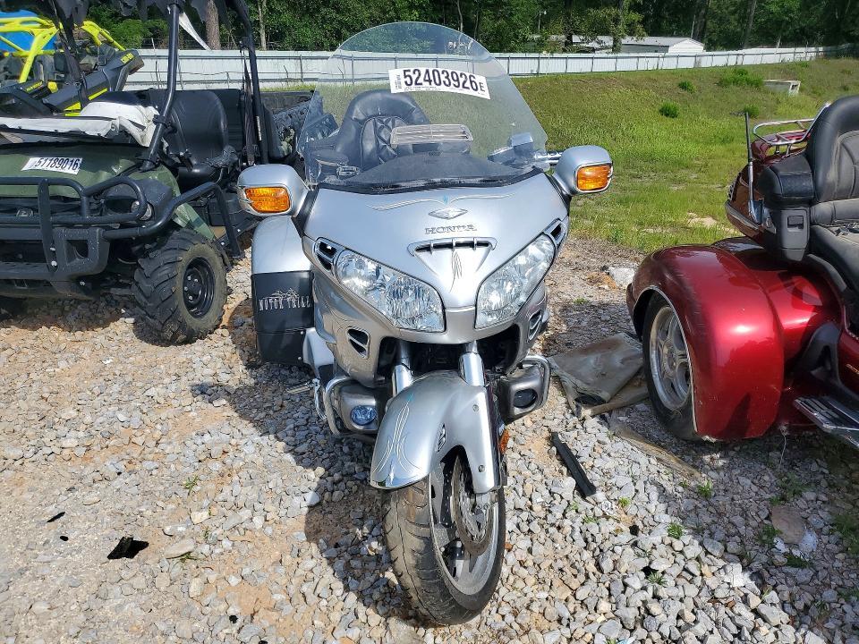 2005 Honda GL1800