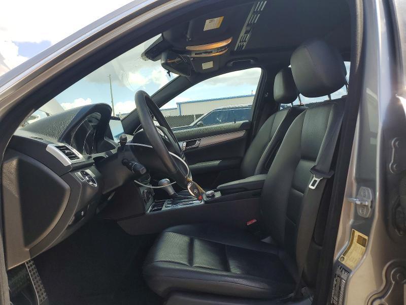 2011 Mercedes-Benz C300