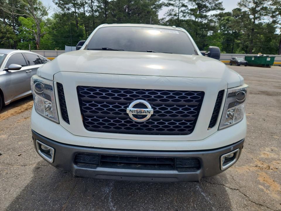 2019 Nissan Titan XD PRO-4X
