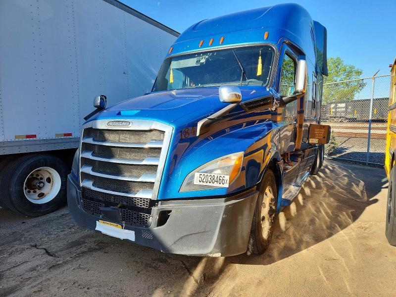 2019 Freightliner Cascadia 126