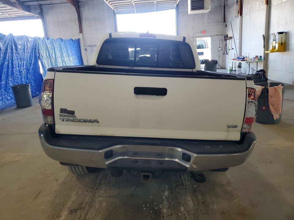 2015 Toyota Tacoma V6